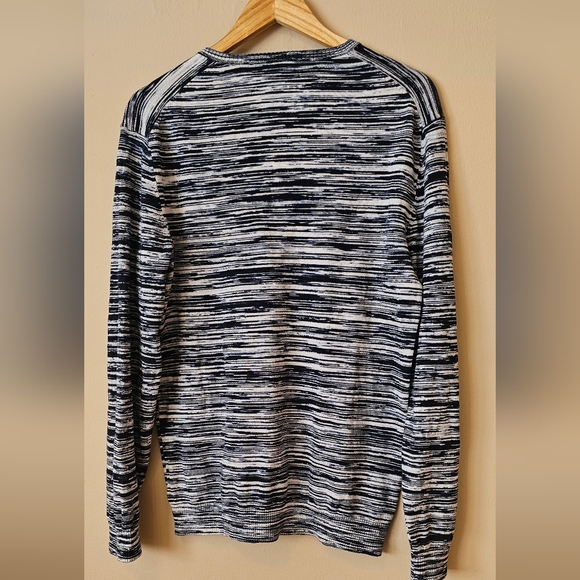 Armani Exchange Men's Blue/White Stripes Long Sleeve V-Neck Sweater Sz.L B20 - Picture 2 of 7